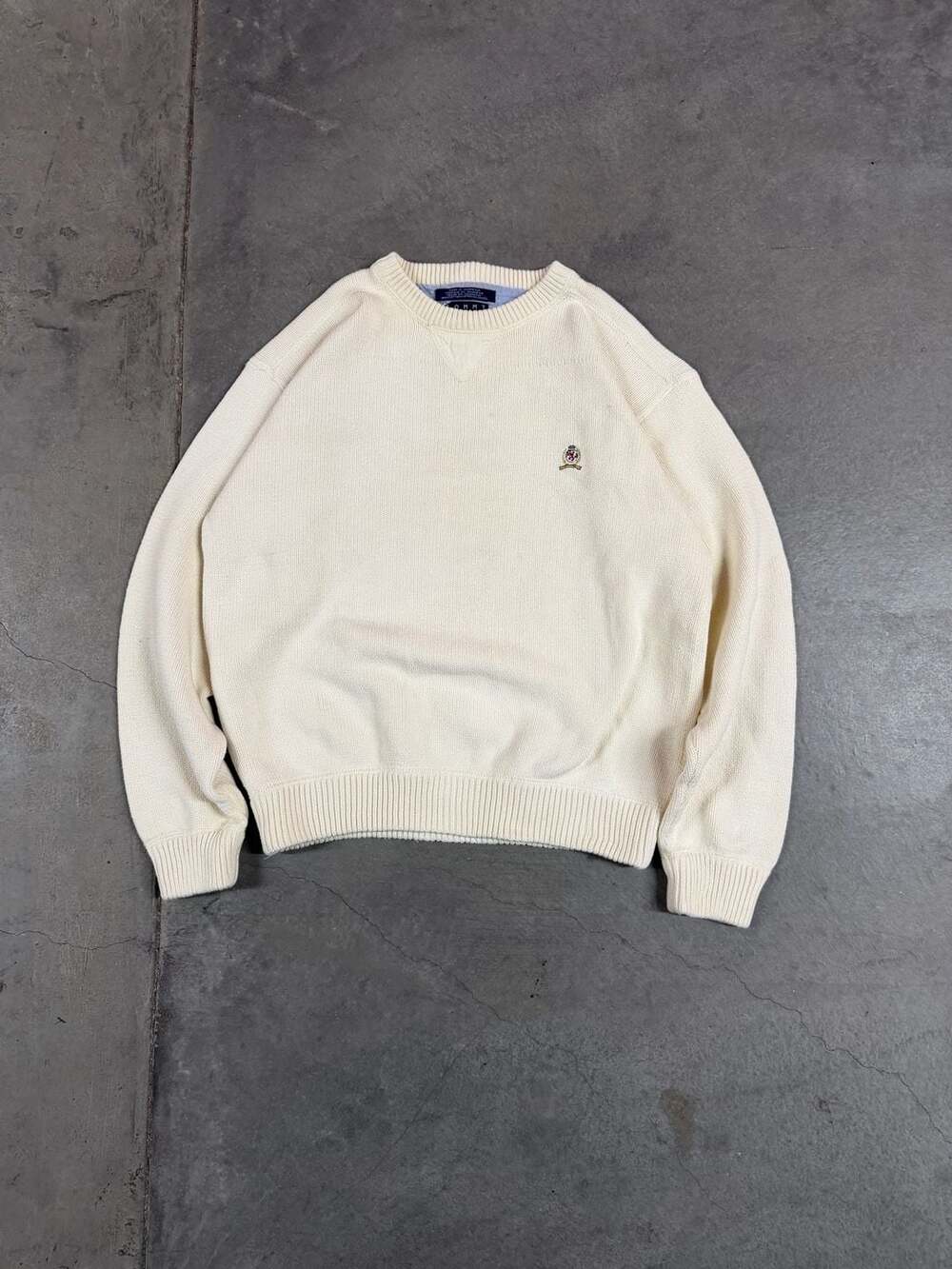 Vintage 90s Tommy Hilfiger Cream Knit Crewneck Sweater with Crest Logo